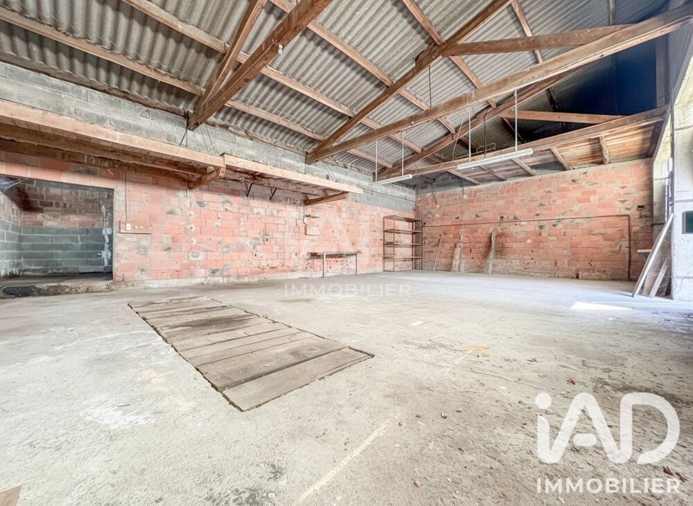 Vente Parking/Garage Vente Garage 120 m&sup2; Saint-victor-et-melvieu