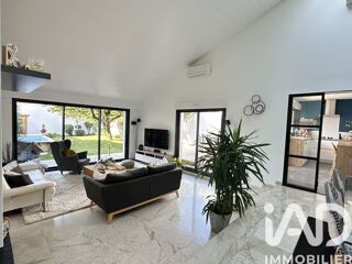  Maison à vendre 8 pièces 200 m²