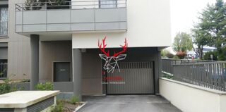  Parking / Garage  louer 13 m