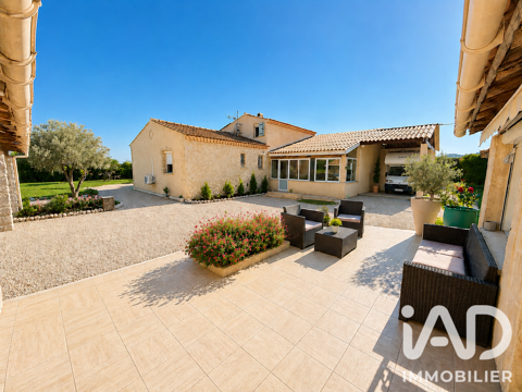   Vente Maison/villa 6 pièces Maison - 6 pièce(s) - 230 m²