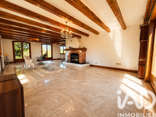  Maison à vendre 10 pièces 315 m²