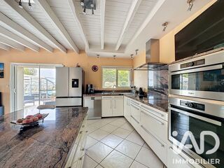  Maison à vendre 8 pièces 232 m²