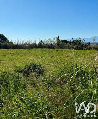  Terrain à vendre 739 m²