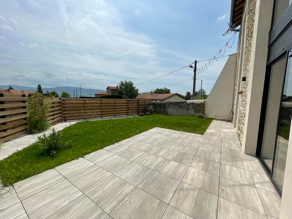 Location Maison 4 place de Chavanne, maison de village 135m² Saint-chamond