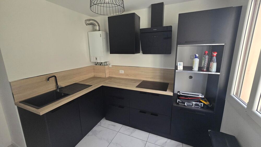 location Appartement - 3 pièce(s) - 61 m² Échirolles (38130)
