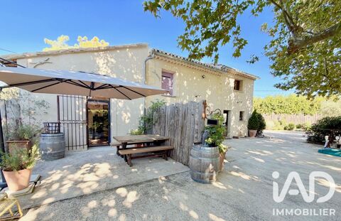   Vente Mas 8 pièces Maison - 8 pièce(s) - 165 m²