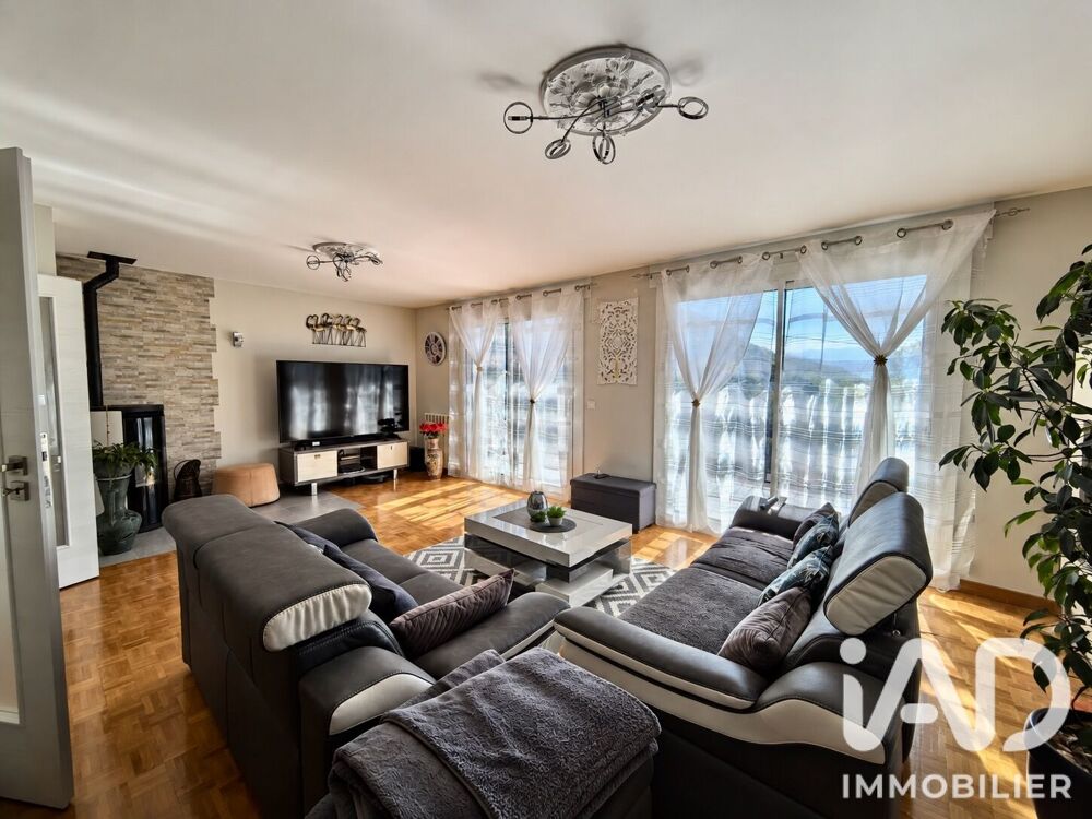 à vendre  Maison Saint-Alban-Leysse (73230)