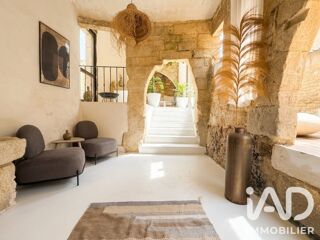 Maison 10 pièces 221 m² · à Junas · 221 m² · 555 000 €