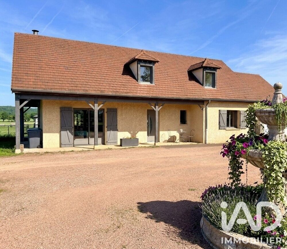 Vente Maison Vente Maison traditionnelle 9 pièces Genouilly