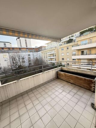  Appartement � vendre 4 pi�ces 82 m�