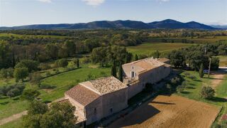  Maison � vendre 15 + pi�ces 640 m�