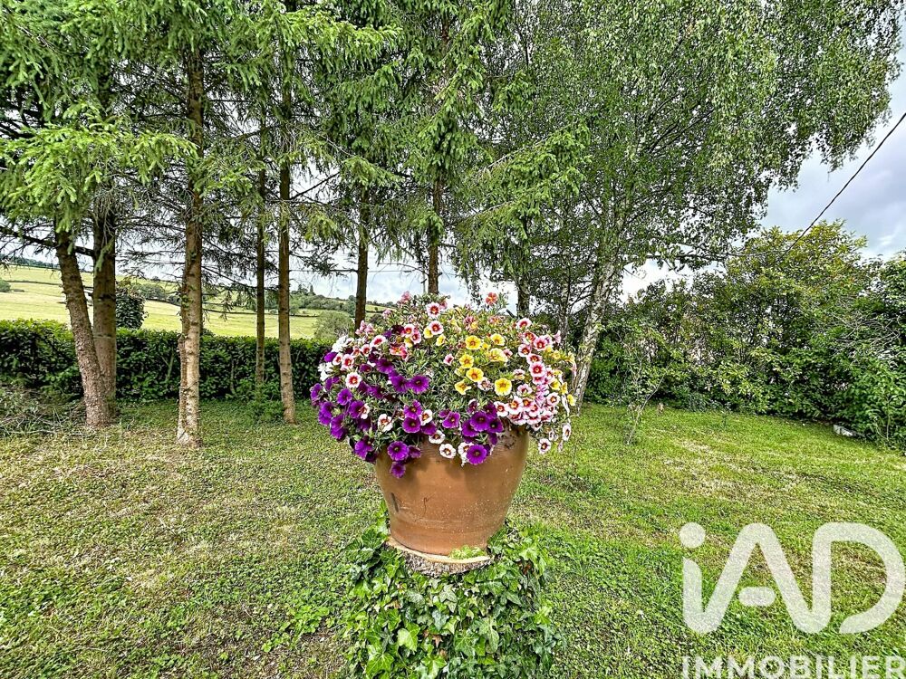 vente Maison - 8 pièce(s) - 215 m² Oyé (71800)