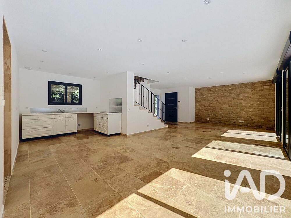 Vente Maison Vente Maison/villa 4 pièces Montauroux