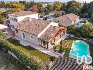  Maison à vendre 8 pièces 215 m²