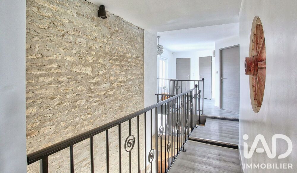 à vendre  Maison Vendeuvre-du-Poitou (86380)
