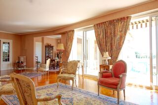  Appartement à vendre 7 pièces 143 m²