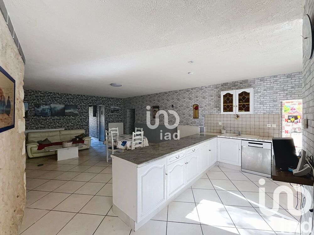 Vente Maison Vente Maison de village 6 pièces Saint-christoly-médoc