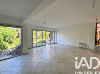  Maison à vendre 10 pièces 247 m²