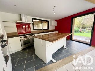  Maison à louer 6 pièces 165 m²