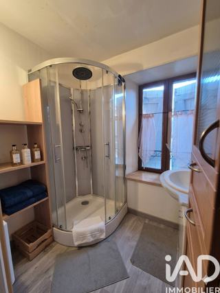  Immeuble à vendre 207 m²