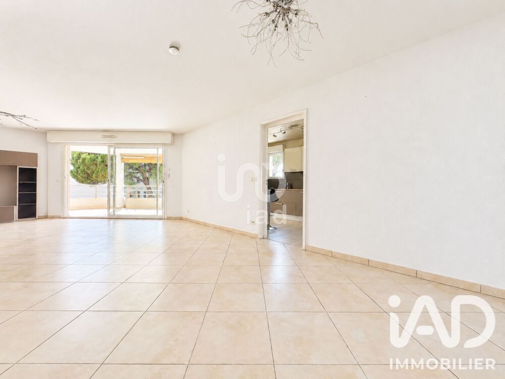 à vendre  Appartement Saint-Raphaël (83700)