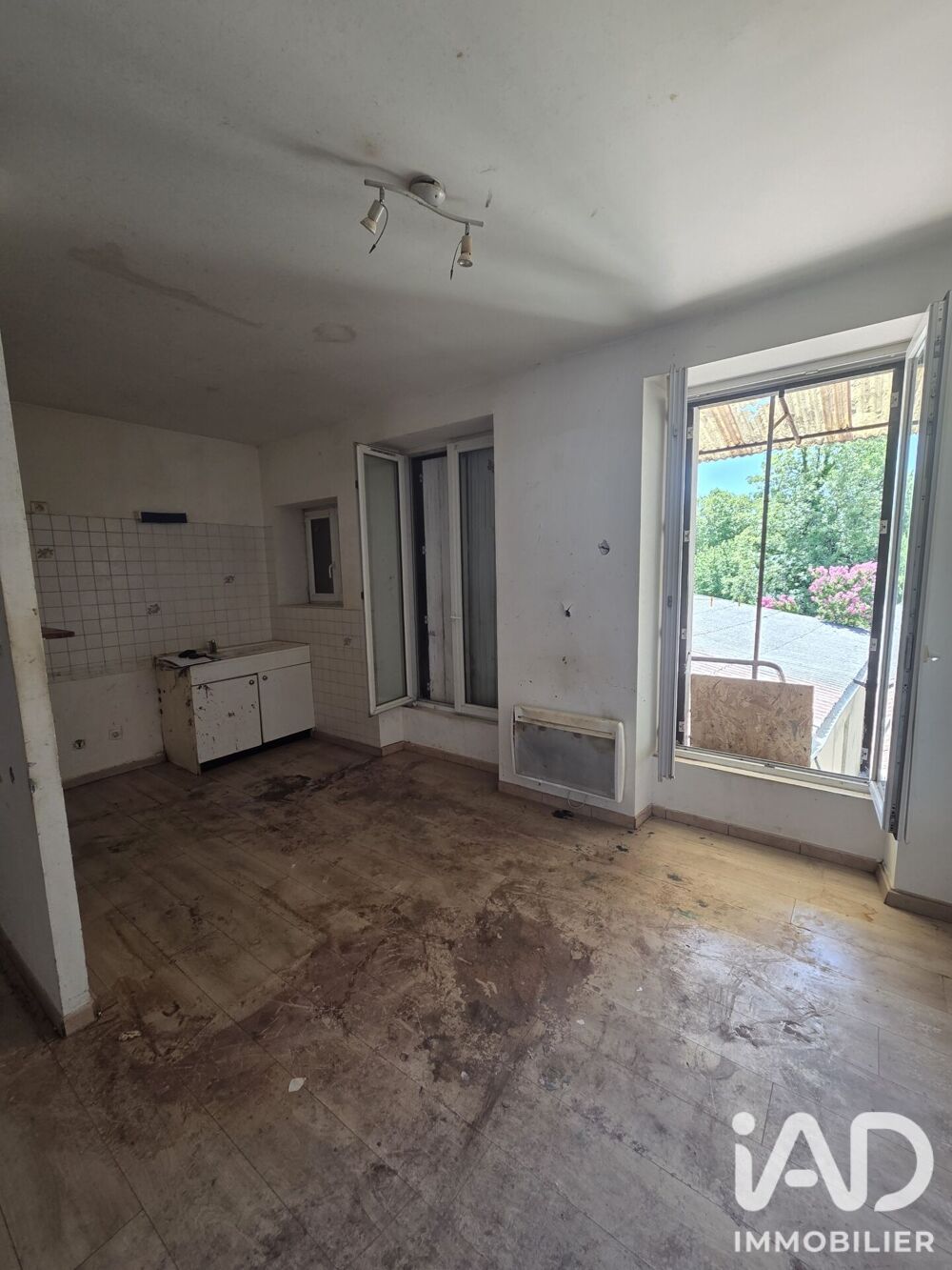 Vente Immeuble Vente Immeuble 131 m&sup2; Montguyon