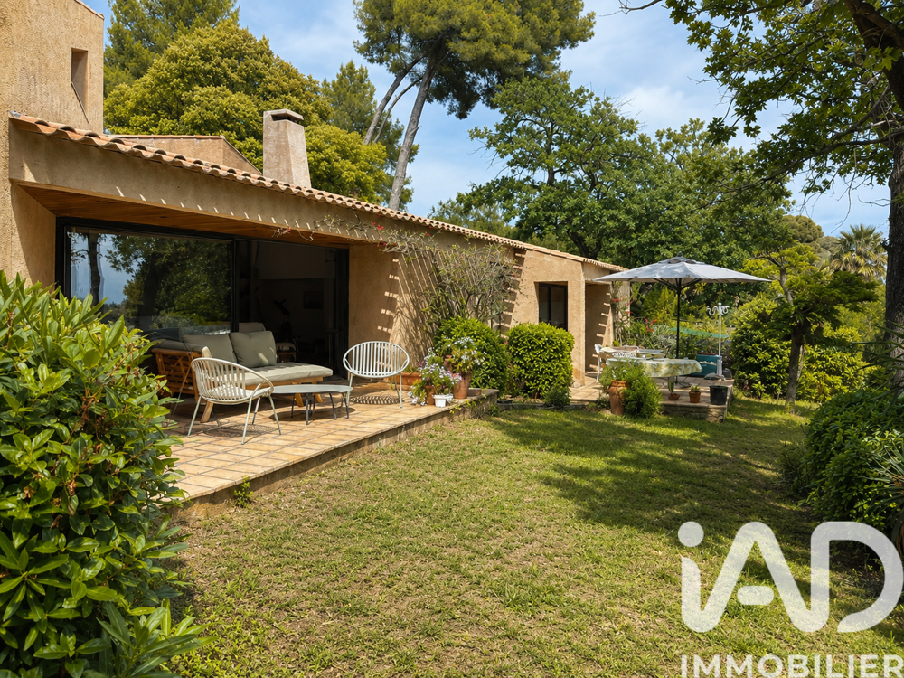 Vente Maison Vente Maison d'architecte 6 pièces Hyères