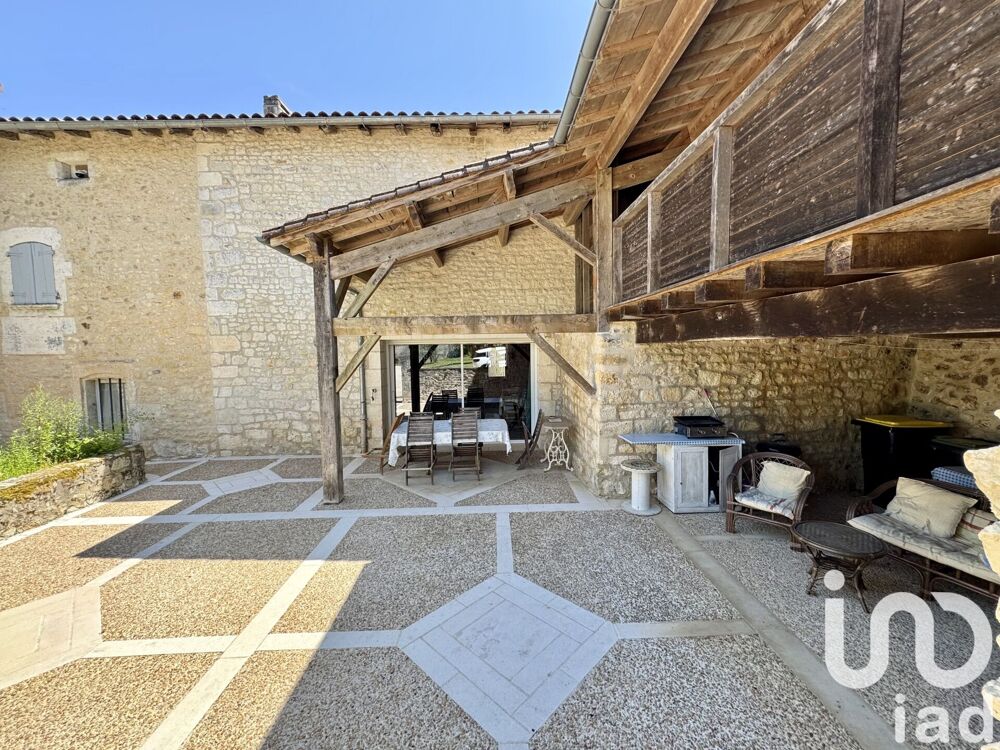 à vendre  Maison Charras (16380)