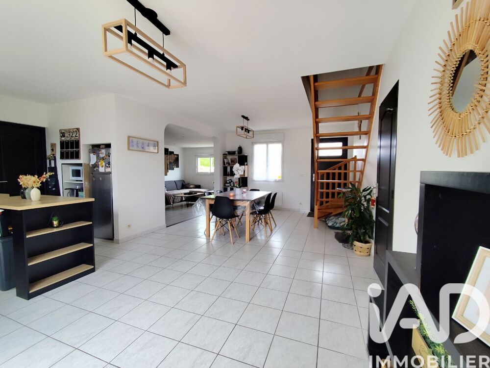 Vente Maison Vente Maison/villa 4 pièces Beaufort-en-anjou