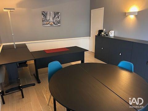  Location Bureaux 51 m&sup2; 