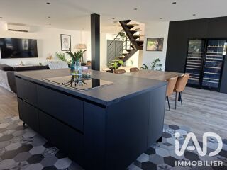 Maison 206m2 Neuville-de-Poitou