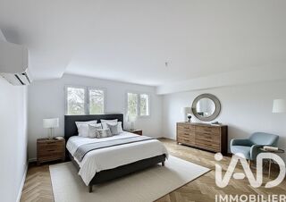  Maison 5 pièces 117 m² La celle-saint-cloud