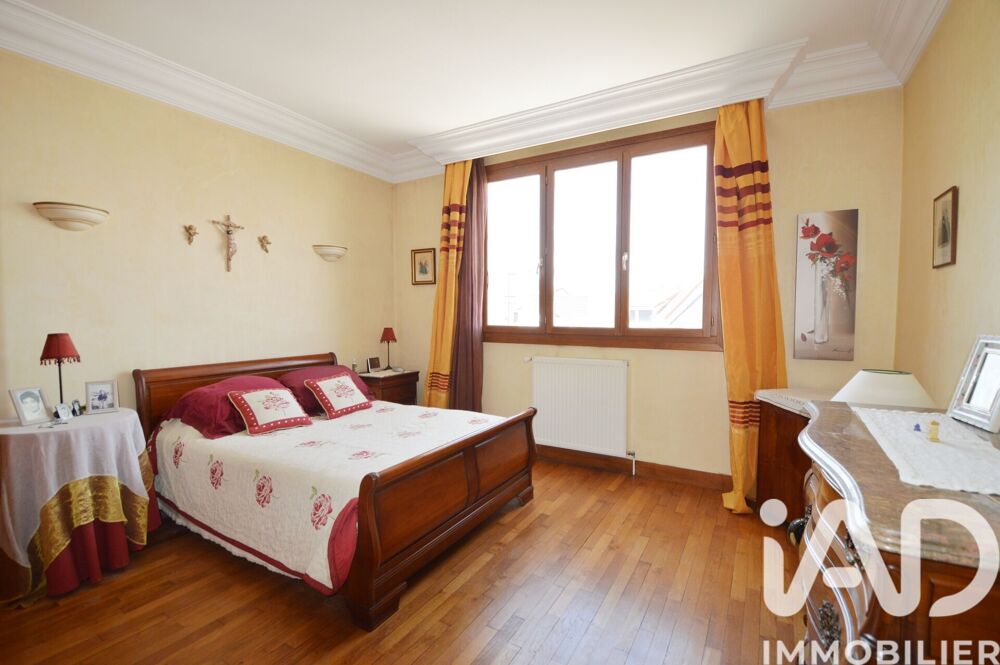 à vendre  Maison Rueil-Malmaison (92500)