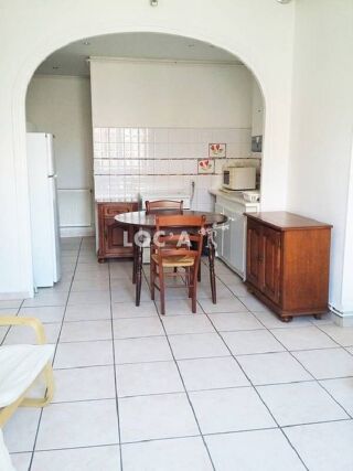  Appartement à louer 3 pièces 48 m²