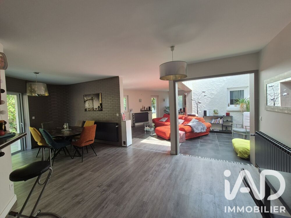 Vente Maison Vente Maison d'architecte 7 pièces Montéléger