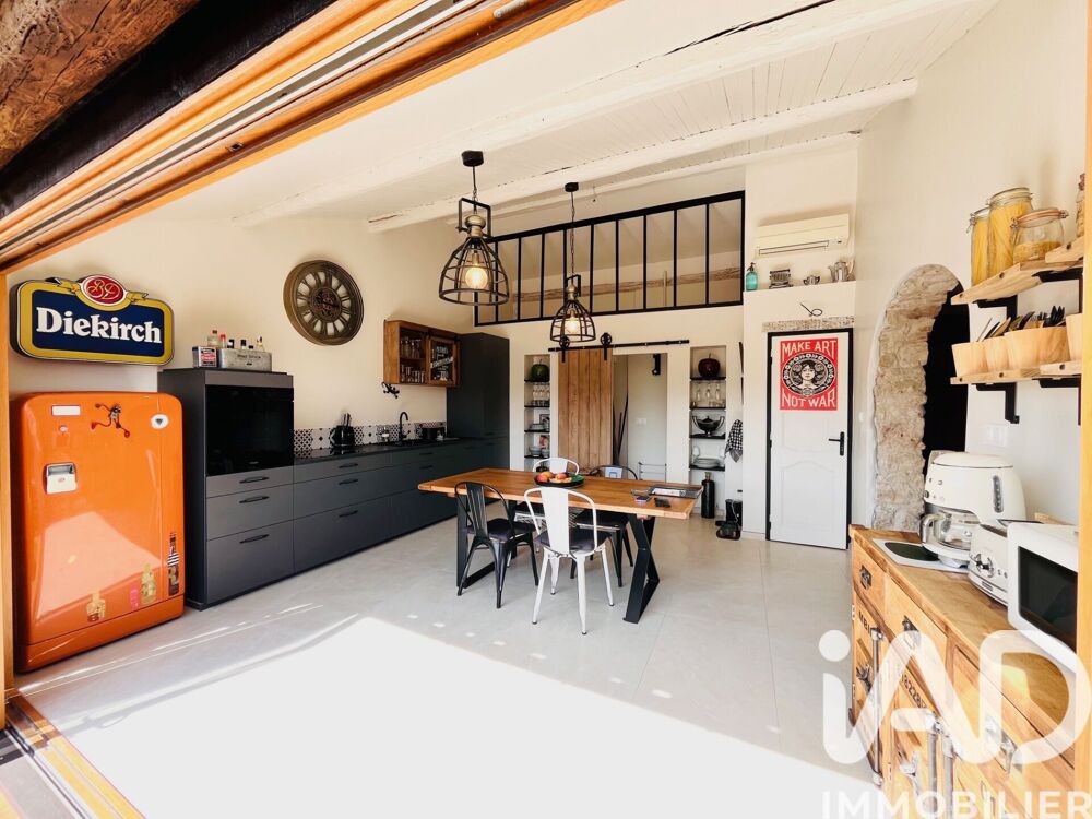 vente Maison - 5 pièce(s) - 137 m² Bagnols-en-Forêt (83600)