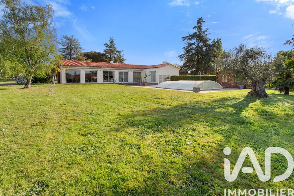 Vente Maison Vente Maison d'architecte 6 pièces Gétigné