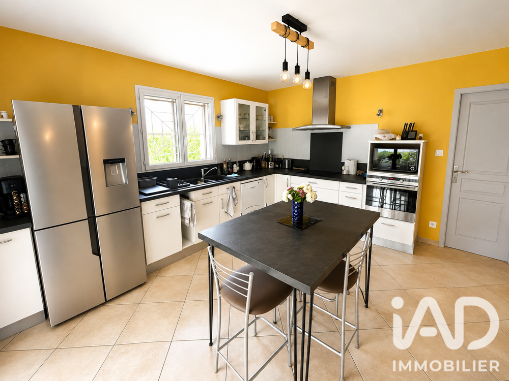 Vente Maison Vente Maison traditionnelle 7 pièces Izon