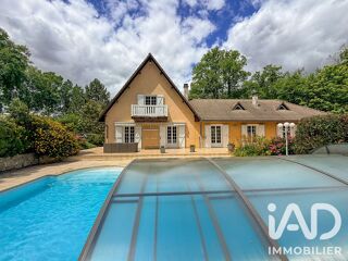  Maison à vendre 10 pièces 221 m²