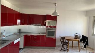  Appartement à louer 3 pièces 76 m²