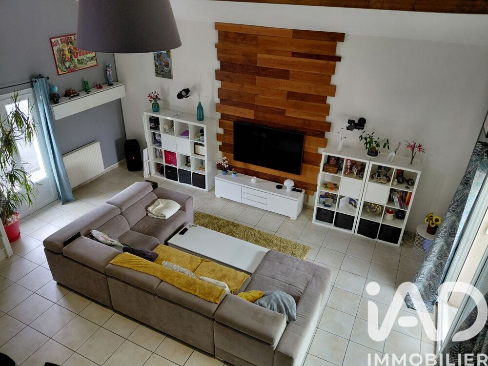 Vente Maison Vente Maison/villa 6 pièces Magnac-lavalette-villars