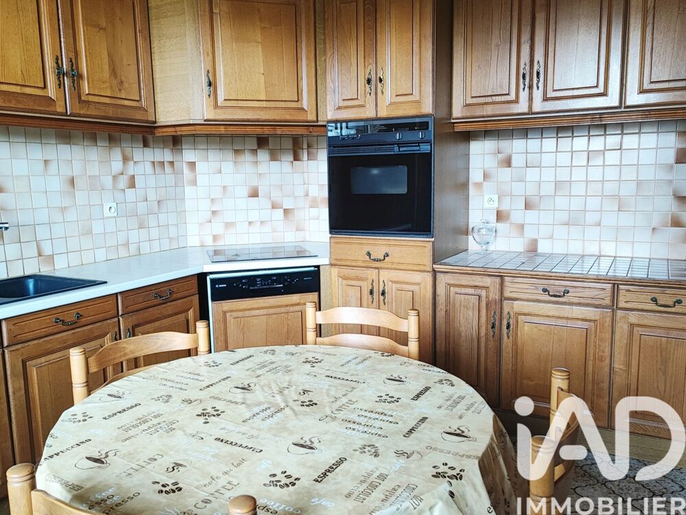 Vente Maison Vente Maison de ville 5 pièces Montsalvy