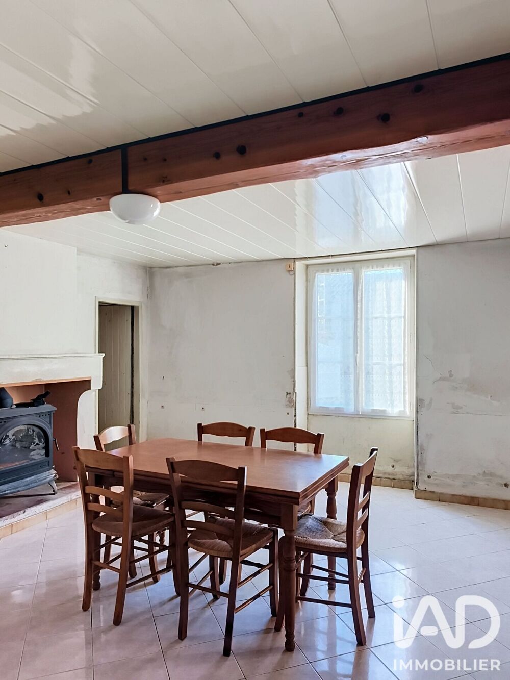 Vente Maison Vente Maison/villa 4 pièces Villeneuve-la-comtesse