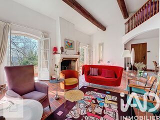  Maison à vendre 8 pièces 211 m²