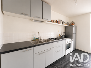  Appartement à louer 3 pièces 82 m²