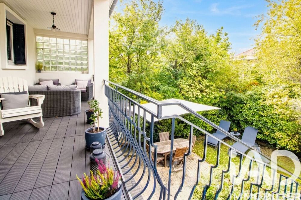 Vente Maison Vente Maison traditionnelle 7 pièces Rueil-malmaison