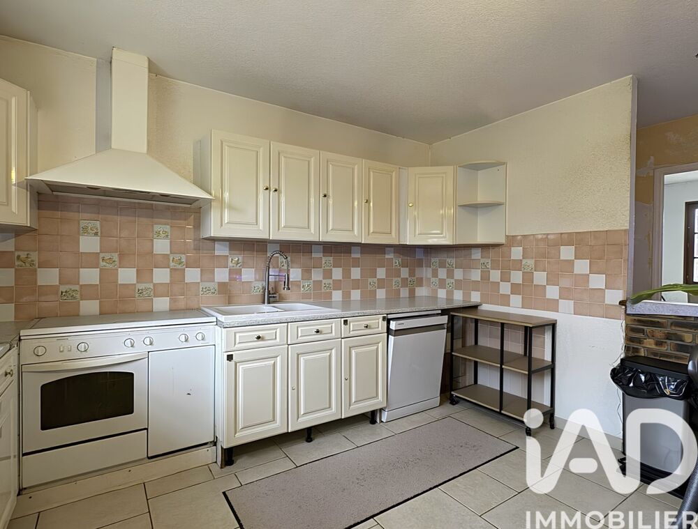 Vente Maison Vente Maison de village 5 pièces Chessy-les-prés