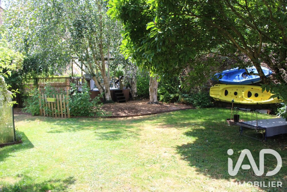 Vente Maison Vente Maison de ville 8 pièces Ambrières-les-vallées