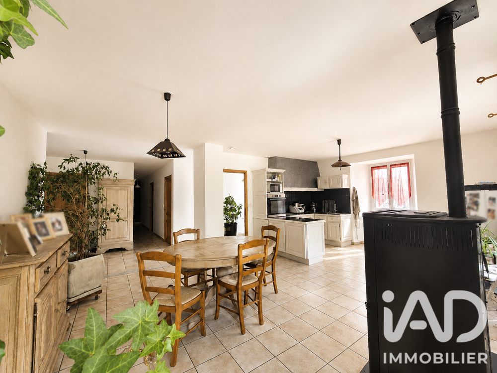 Location Maison Location Maison de village 4 pièces Cayres