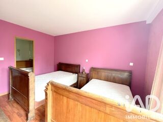  Immeuble à vendre 1061 m²
